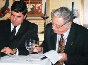 Josep de Juan y Buixeda, a la izquierda